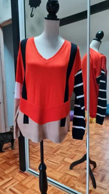 Pull Mado et les autres