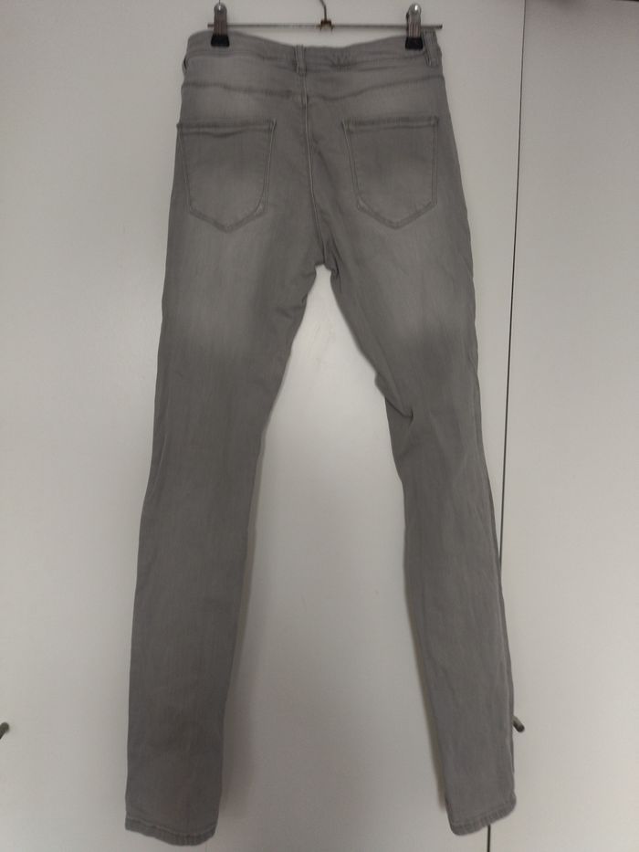 Jean gris - photo numéro 6
