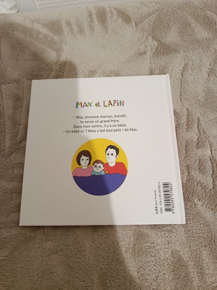 Livre : Max et Lapin, dans le ventre de maman - photo numéro 2