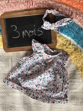 Blouse fleurie et bandeau