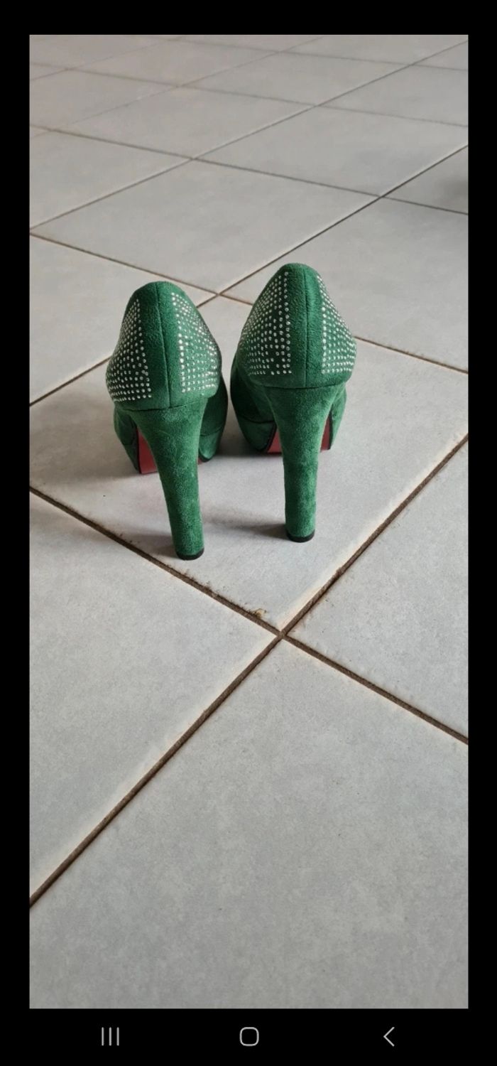 Escarpins - photo numéro 3