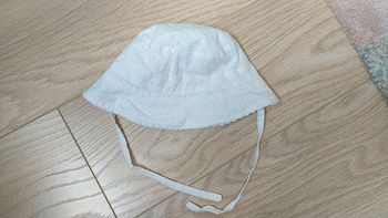 Chapeau blanc été dentelle lacet 45cm