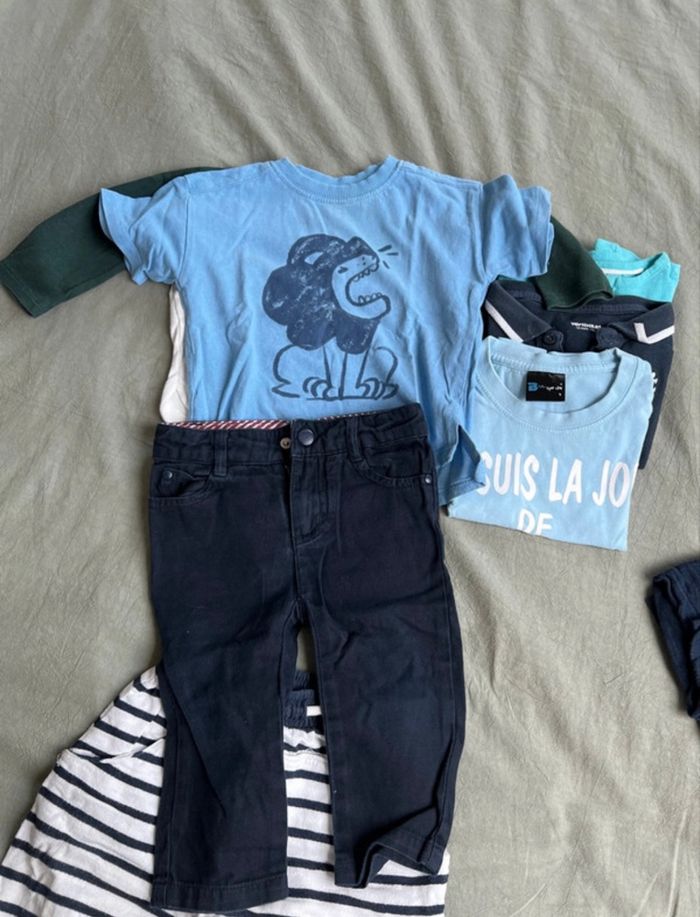 Lot vêtements enfant 12 mois