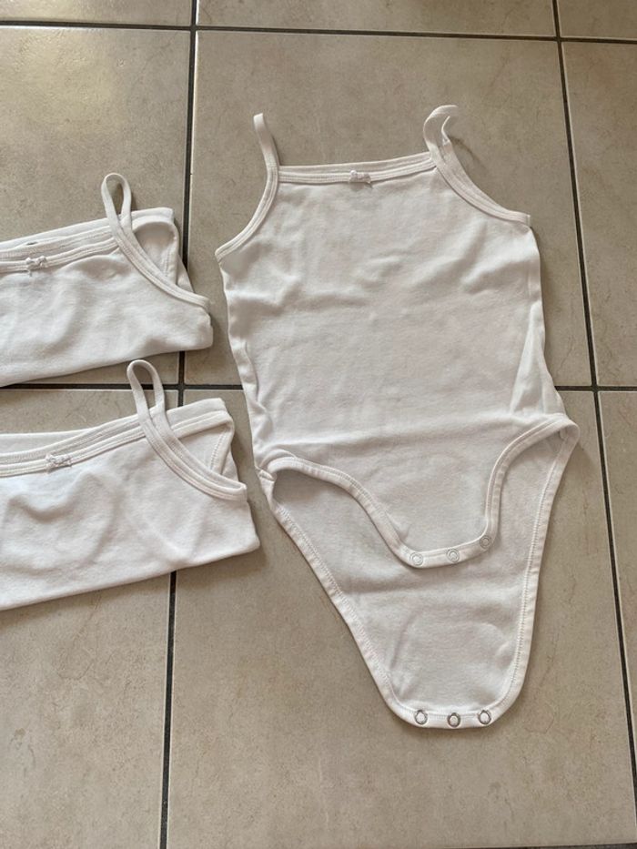 Lot de 3 body blanc bretelles fines H&M 86 - photo numéro 4