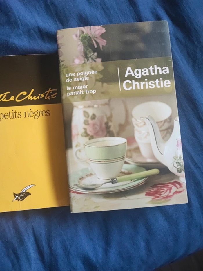 Lot livres Agatha Christie - photo numéro 3