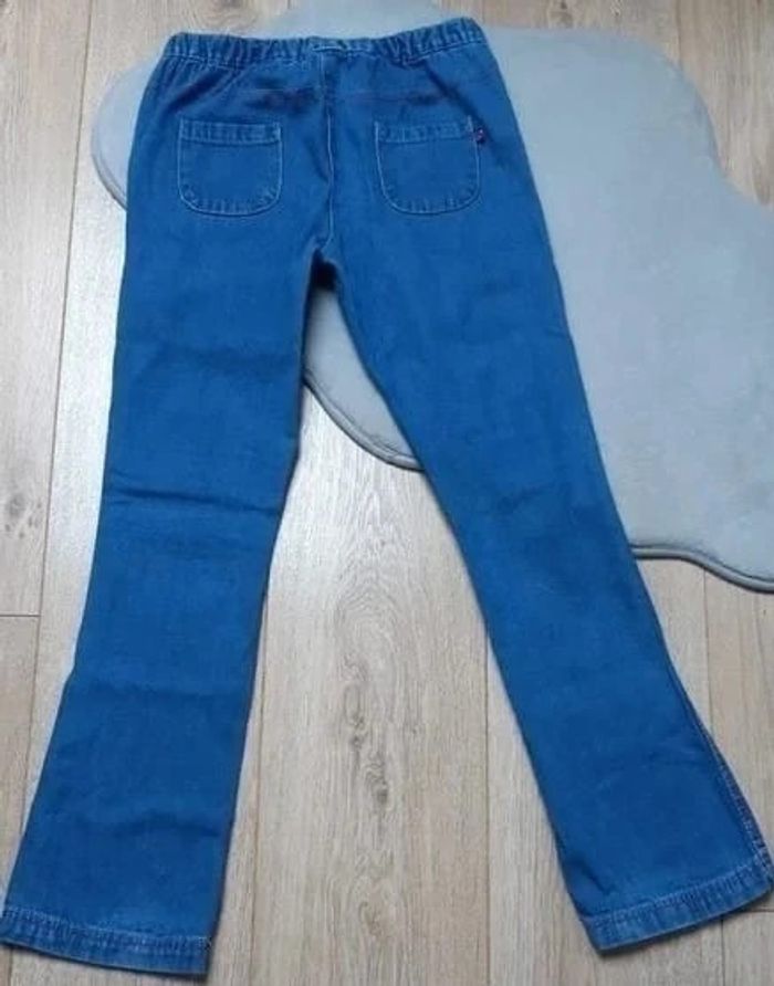Pantalon jeans bleu 10 ans en très bon état - photo numéro 2