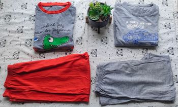 Lot de pyjamas taille 6 ans