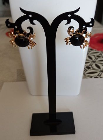 Boucles d'oreilles crabe noir doré