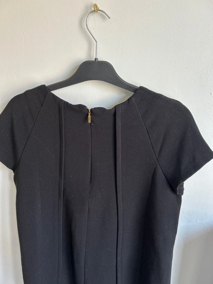 Petite robe noire - photo numéro 3