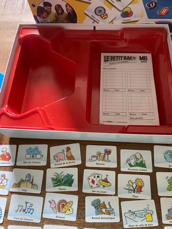 Jeu de société Le Petit Bac - MB / Hasbro (Édition Vintage 2003)