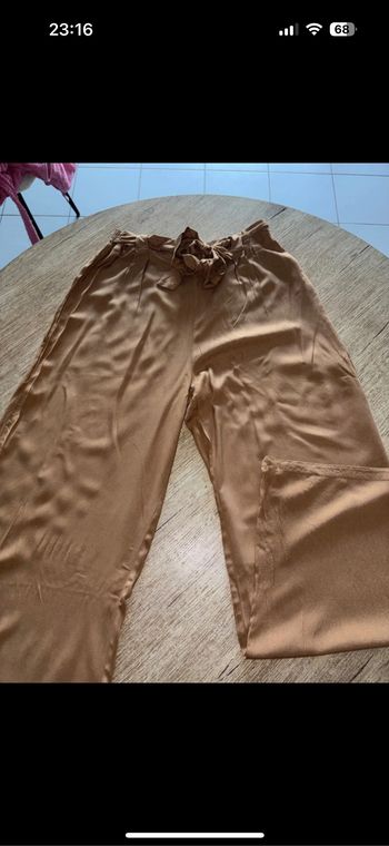 Pantalon à jambes larges
