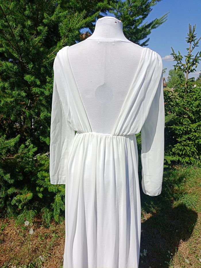 Robe de mariée Unique,  Taille 40/42/44 - photo numéro 5