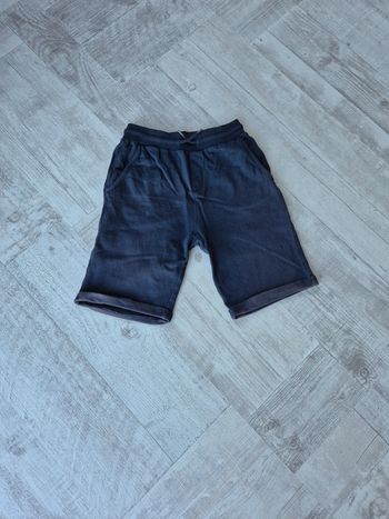 Short  Taille 12 ans