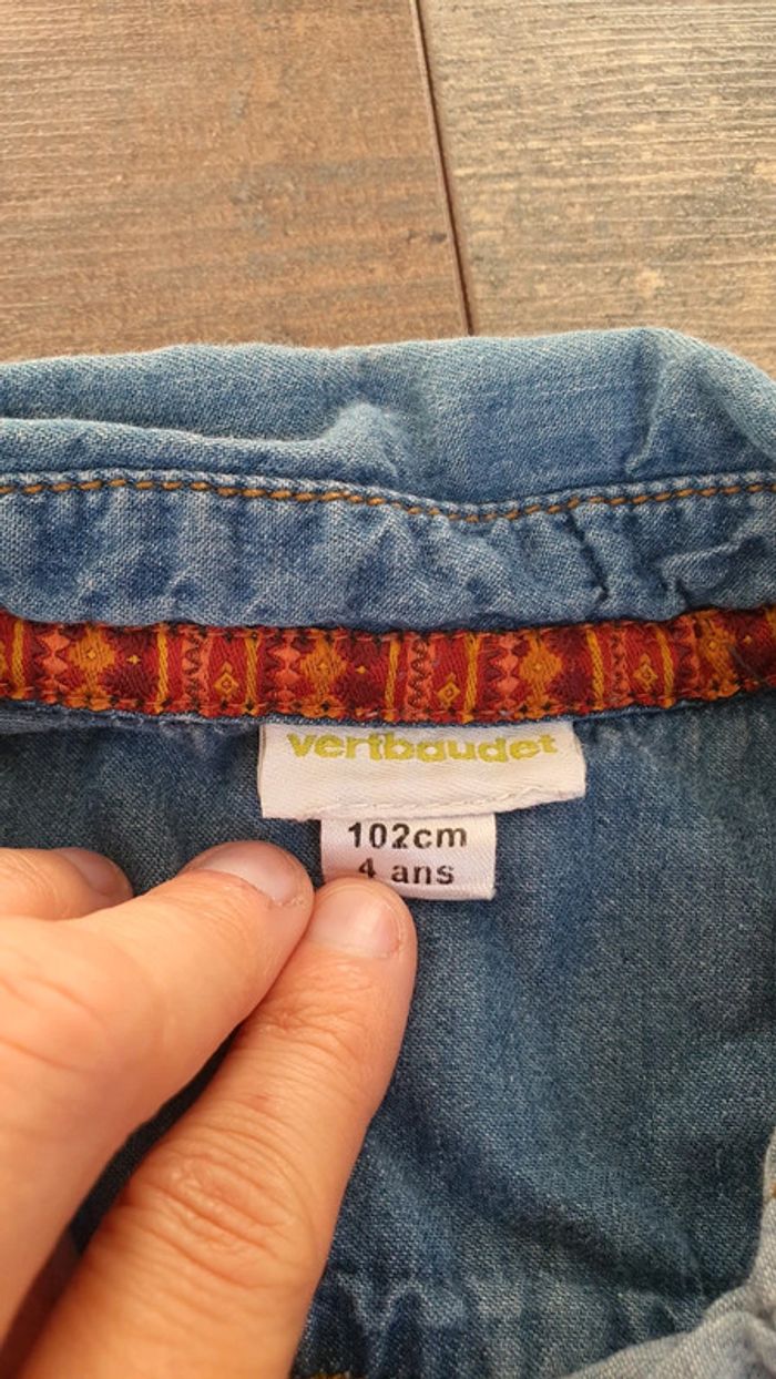 Chemise Vertbaudet 4 ans en très bon état - photo numéro 2