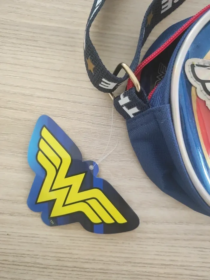 Sac bandoulière wonder woman - photo numéro 3