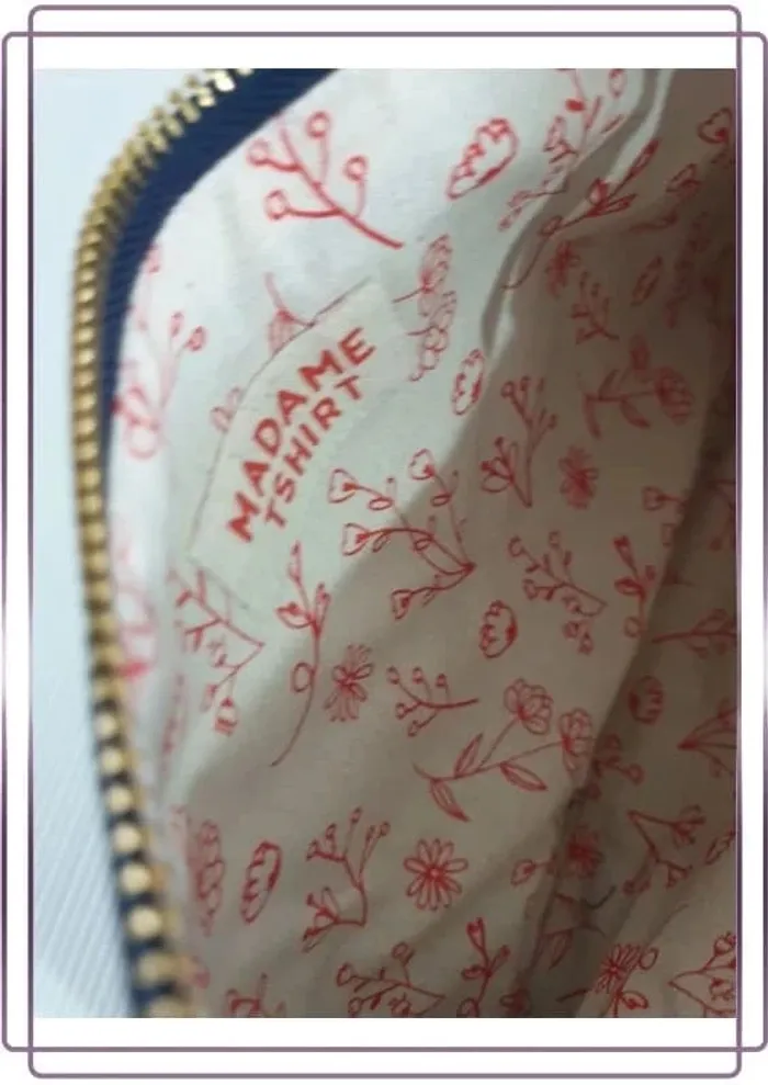 Pochette bleu marine Madame tshirt mère veilleuse, très bon état, 29x22cm - photo numéro 4