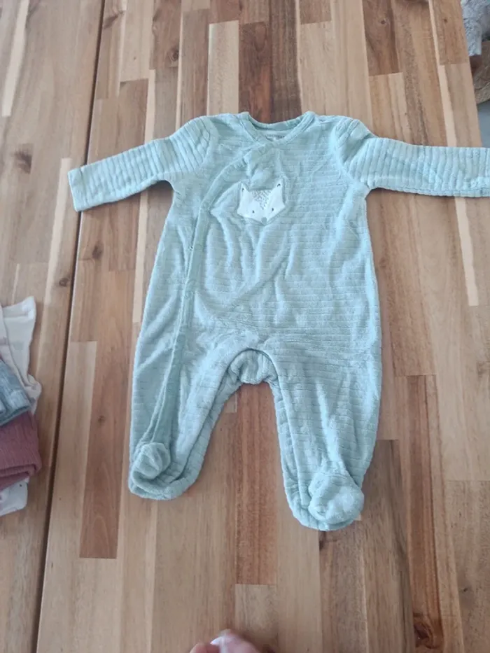 2 pyjamas - photo numéro 5