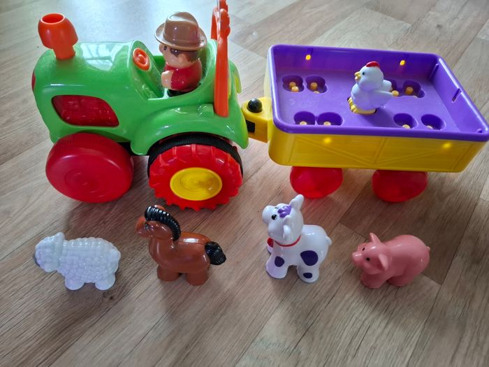 Tracteur remorque animaux sonore