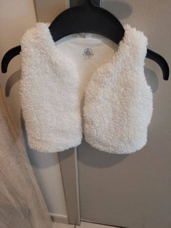 Boléro blanc petit Bateau 12 mois