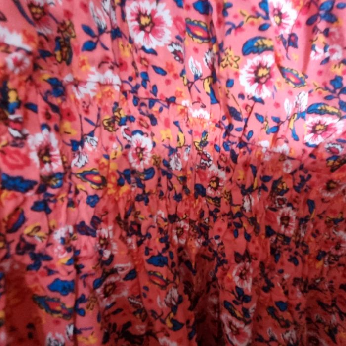 Robe longue sans manche kiabi corail a motifs fleurs 50 52 neuve jamais portée sans étiquette - photo numéro 5