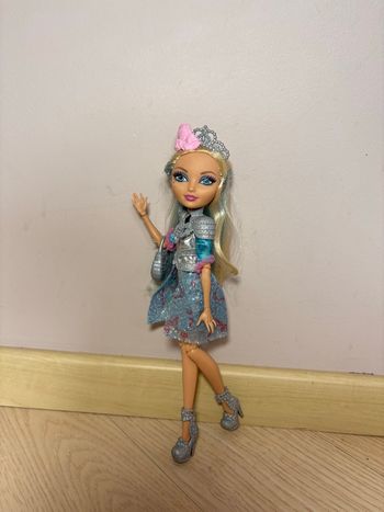 Poupée Ever After High Darling Charming
