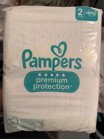Pampers premium protection T2
