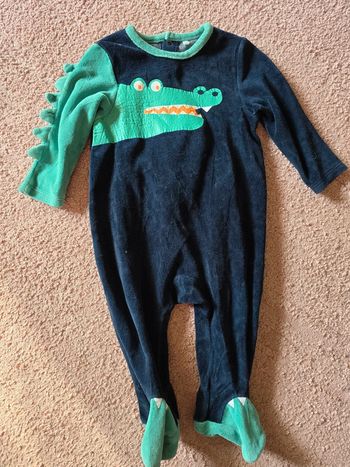 Pyjama crocodile