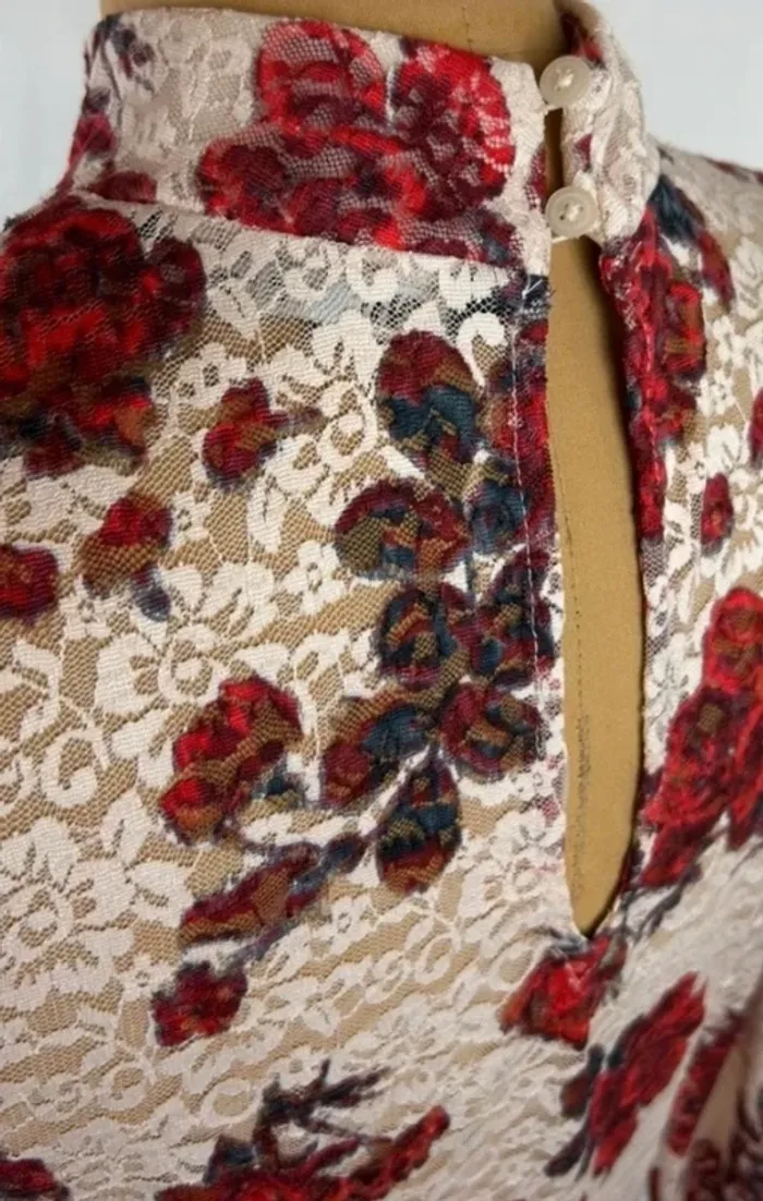 Top en dentelle "Zara" semi ajouré - motif fleur - photo numéro 7