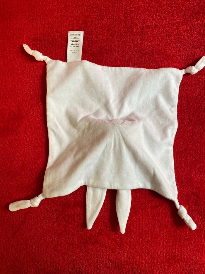 Petit bateau doudou lapin blanc carré rayé bleu blanc état neuf - photo numéro 4