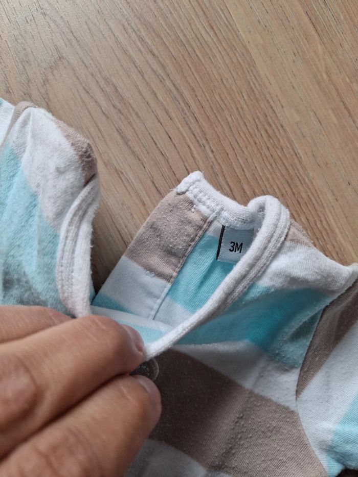 Combi short 3 mois - photo numéro 3