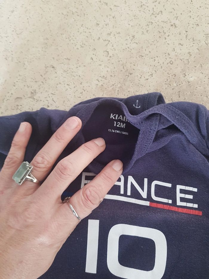 Lot de 2 bodys Kiabi sans manches - photo numéro 6