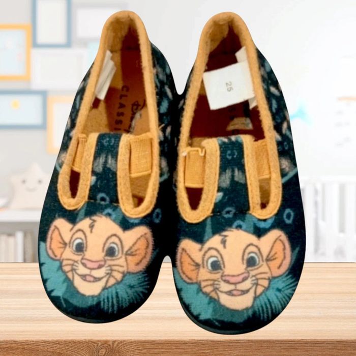 Chaussons pointure 25