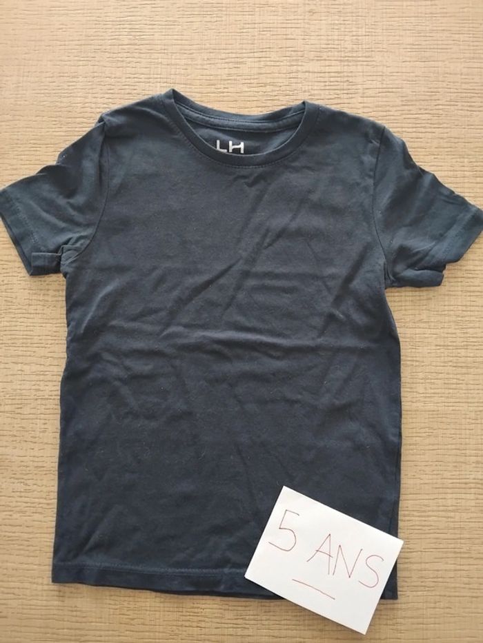Tee shirt 5 ans *