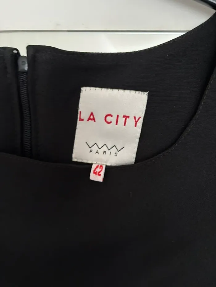 Robe noire droite la city T40/42 - photo numéro 4