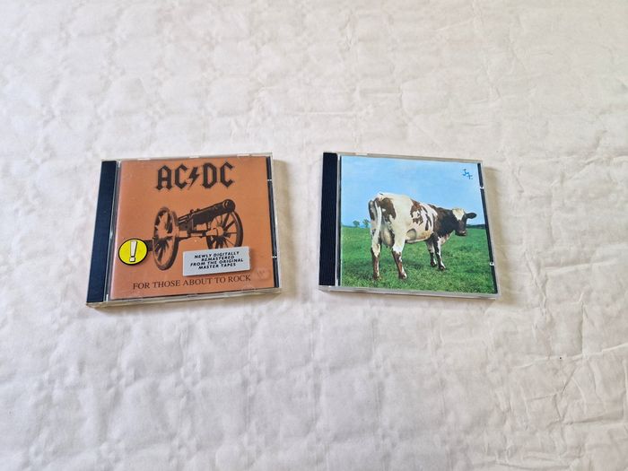 Lot de 2 album cd rock , ACDC , Pink Floyd