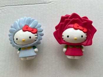 Un lot de deux figurines Hello Kitty, 2016, McDo, McDonald’s figurine