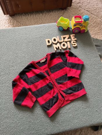 Gilet taille 12 mois