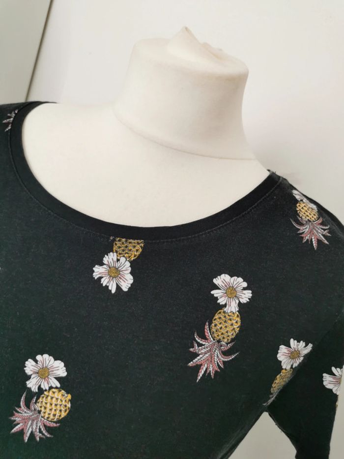 Tee shirt à fleurs - photo numéro 2