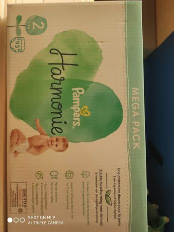 Lot de 93 couches Pampers Harmonie taille 2