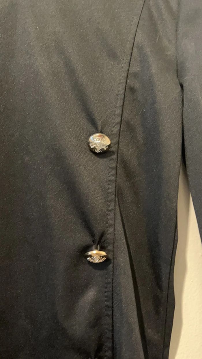 Élégante petite robe noire S style officier - photo numéro 4