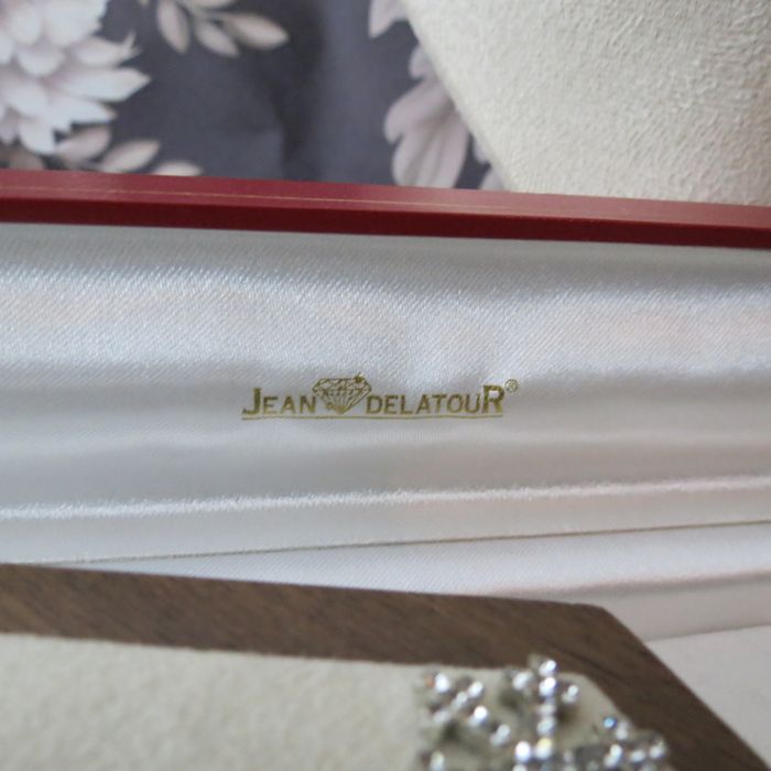 Parure Hello Kitty Collier ,Porte-clés , bracelet Breloque Sanrio 🤩 - photo numéro 4