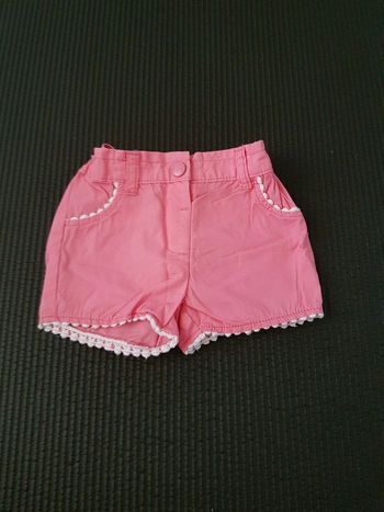 Short rose Kiabi T 6 mois