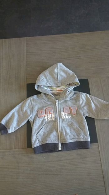 Gilet zippé 6 mois