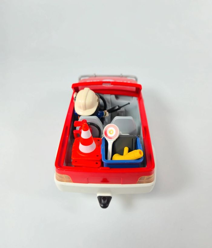 Playmobil Voiture de Pompier Rouge - photo numéro 9