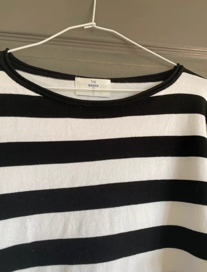 Pull fin rayé blanc et noir C&A taille 50 - photo numéro 3