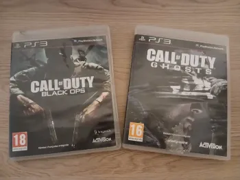 Lot de 2 jeux call of duty sur ps3 ( Black ops et ghosts )