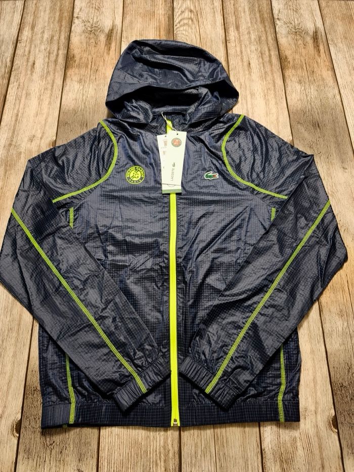 Coupe vent Lacoste édition Roland Garros S bleu marine Neuf