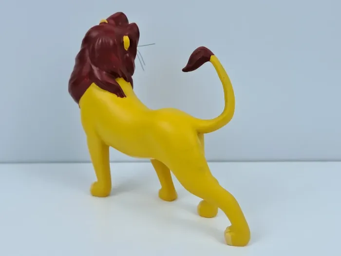 Figurine Simba du Roi Lion de Walt Disney - photo numéro 4
