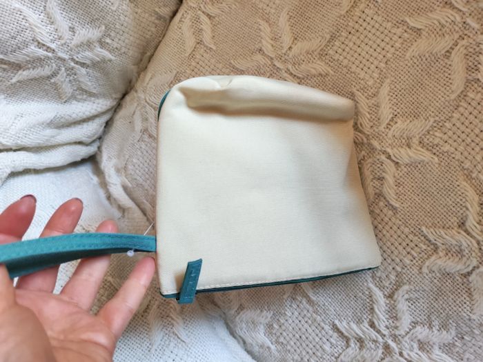 Trousse isotherme neuve Yves Rocher - photo numéro 6