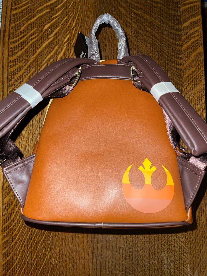 Star Wars Loungefly Mini Sac A Dos Lands Jakku (07/22) - photo numéro 3
